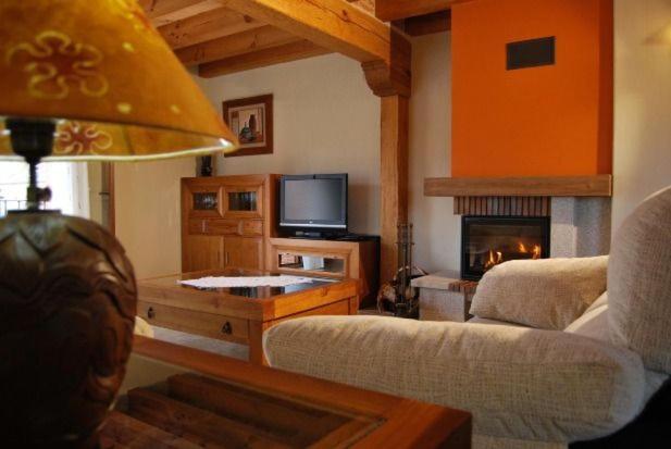 Casa Rural El Pilon Torre Val De San Pedro Экстерьер фото