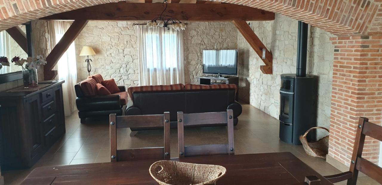 Casa Rural El Pilon Torre Val De San Pedro Экстерьер фото